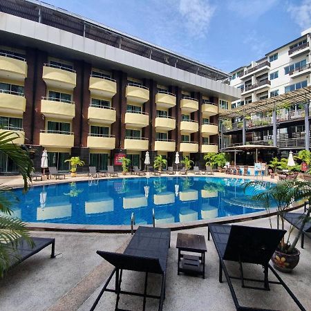 Baron Beach Hotel Паттайя Экстерьер фото