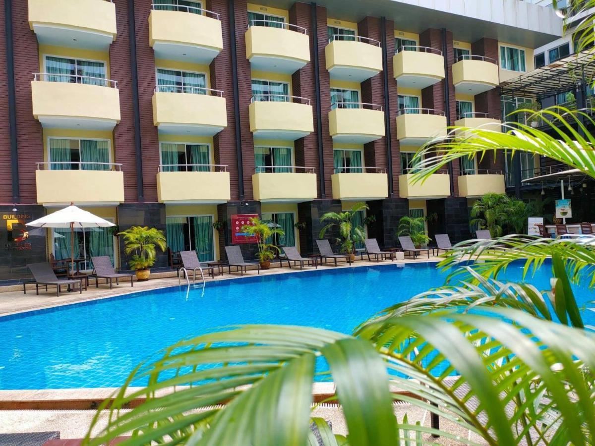 Baron Beach Hotel Паттайя Экстерьер фото