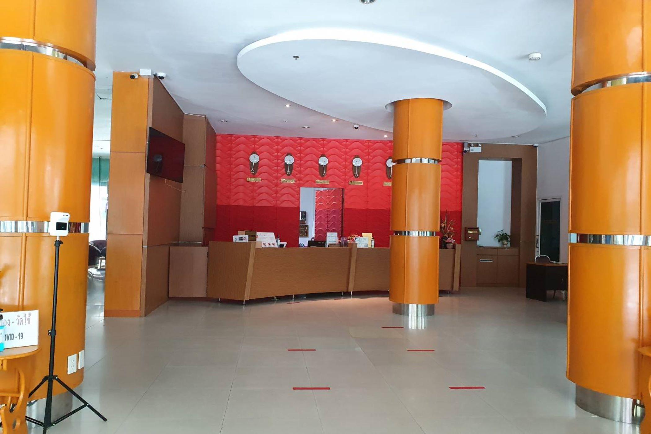 Baron Beach Hotel Паттайя Экстерьер фото