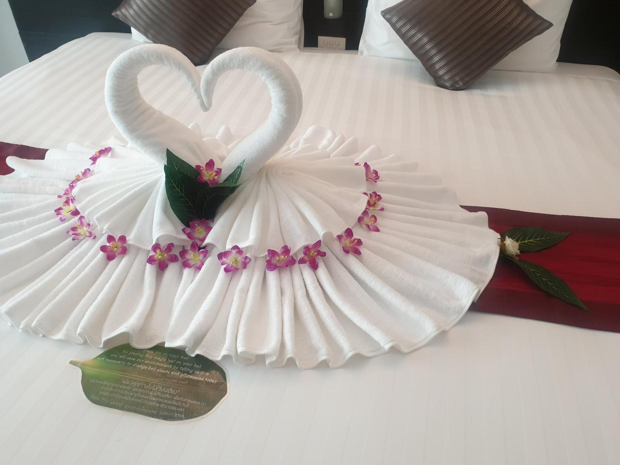 Baron Beach Hotel Паттайя Экстерьер фото