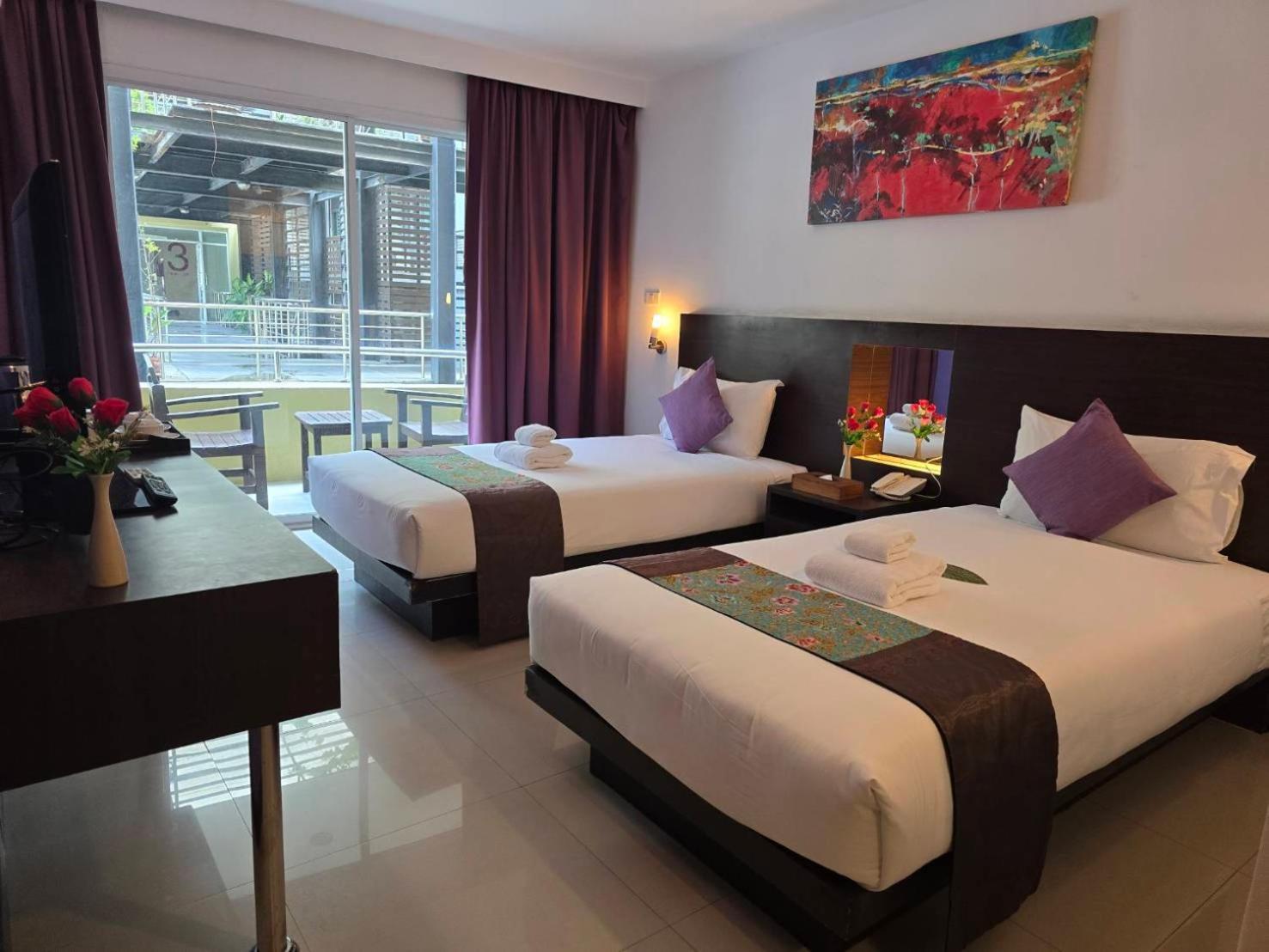 Baron Beach Hotel Паттайя Экстерьер фото